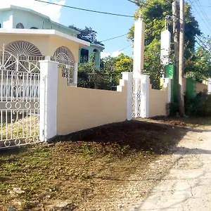 Reggae Moon Homestay
